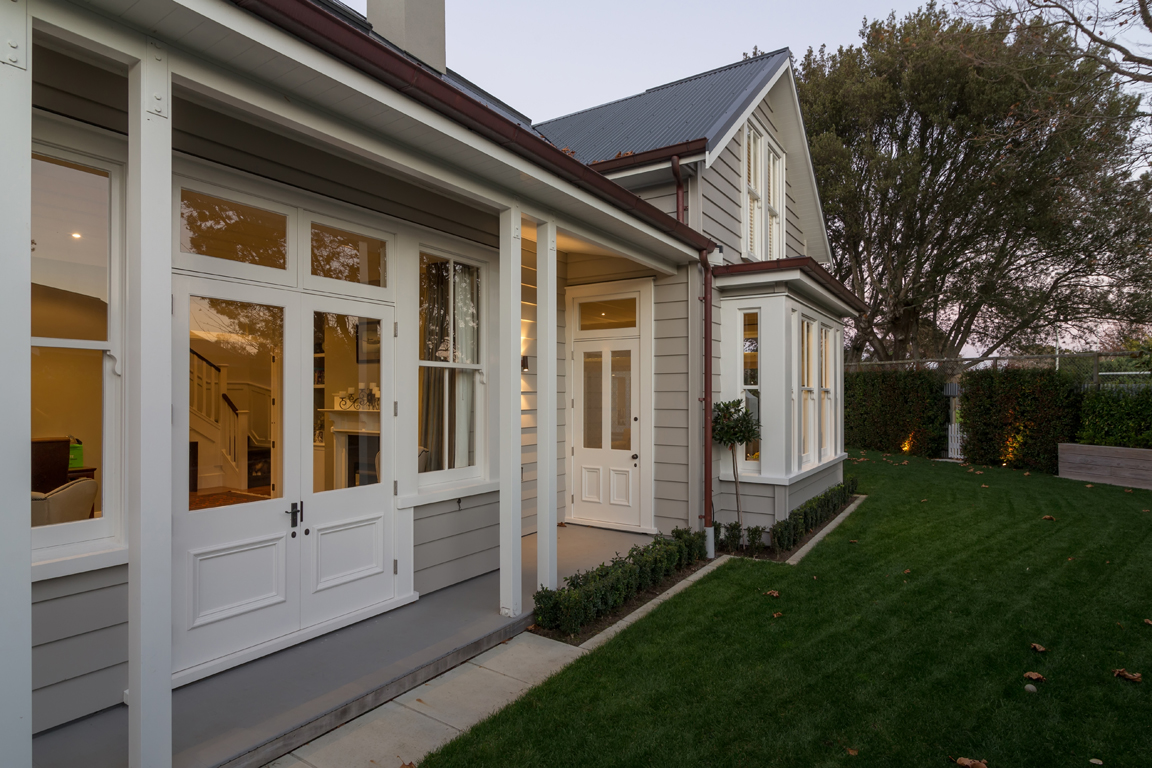 Conservatory House — image 4