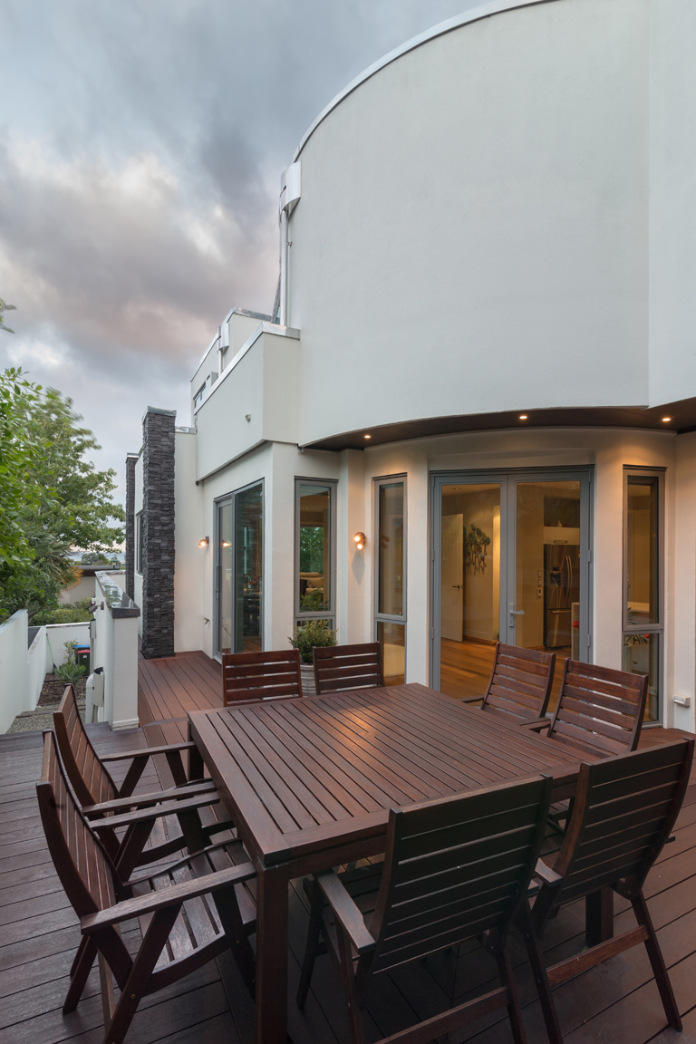 Kew House — image 15