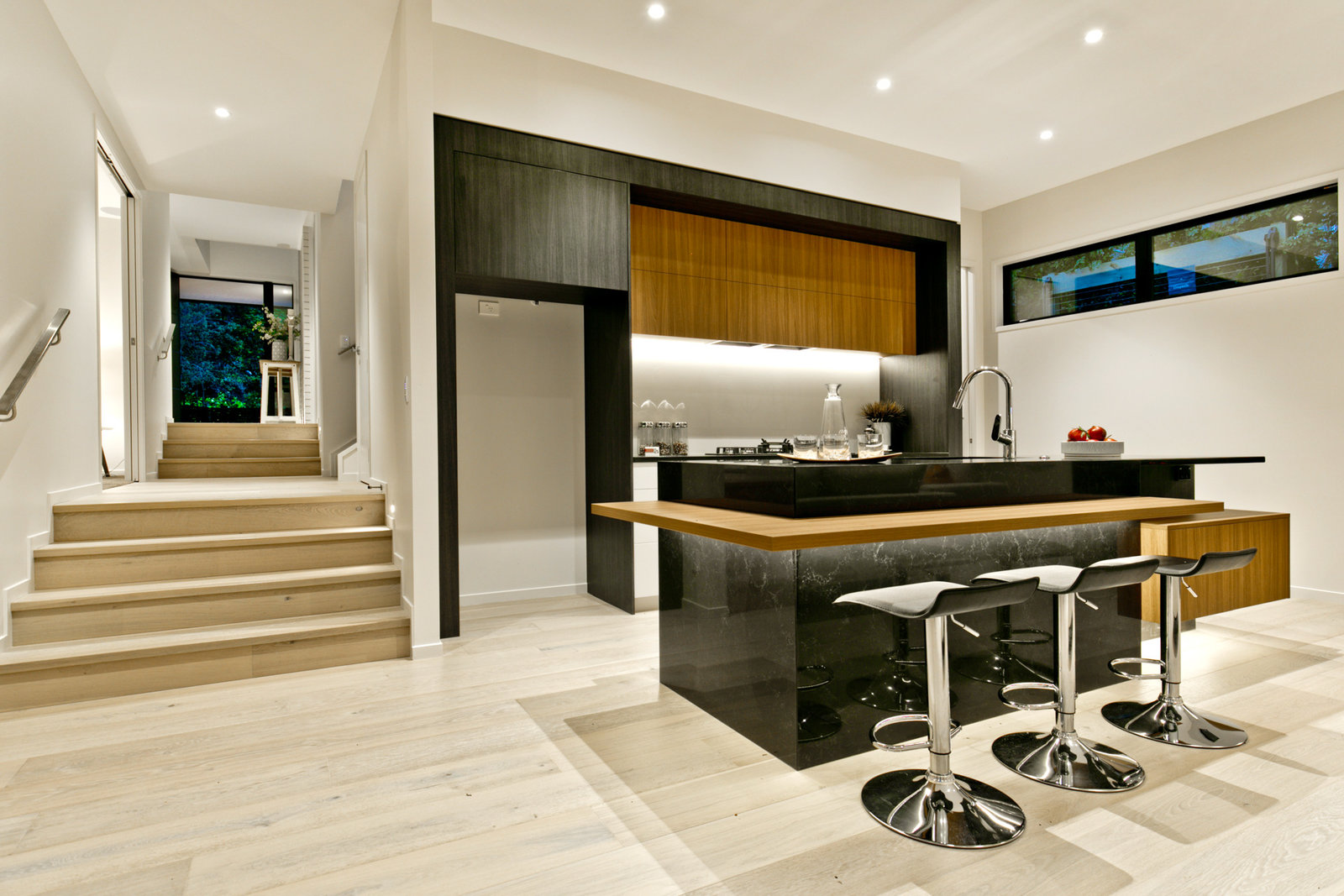Meridian House — image 7